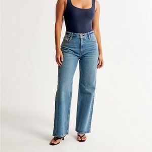 Curve Love High Rise 90s Relaxed Jeans